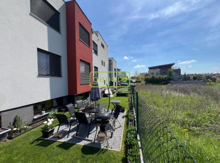 Pronájem bytu, 1+kk, 28 m² obrázek