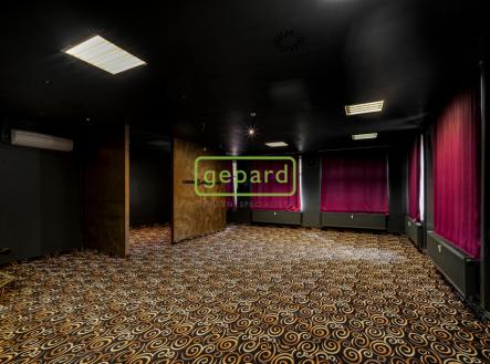 foto-03.jpg | Pronájem - obchodní prostor, 527 m²