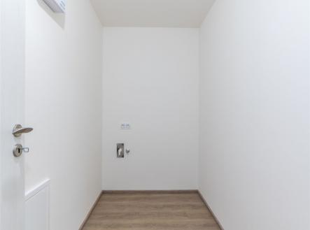 . | Prodej bytu, 3+kk, 82 m²