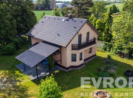. | Prodej - dům/vila, 156 m²