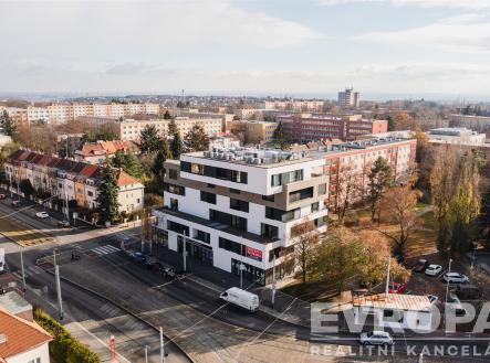 Prodej - obchodní prostor, 126 m²