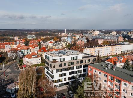 . | Prodej - obchodní prostor, 103 m²