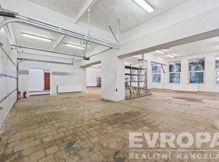 . | Prodej - nájemní dům, 554 m²