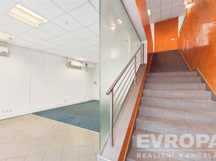. | Pronájem - kanceláře, 268 m²