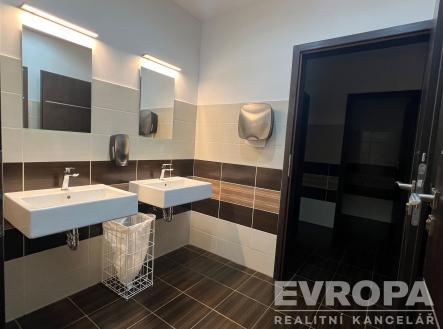 . | Pronájem - kanceláře, 23 m²