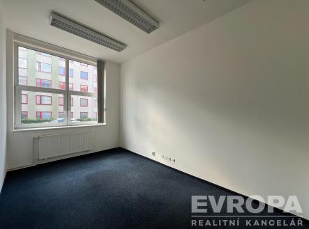 . | Pronájem - kanceláře, 54 m²