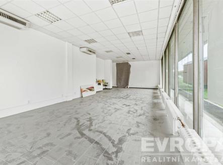 . | Pronájem - obchodní prostor, 112 m²