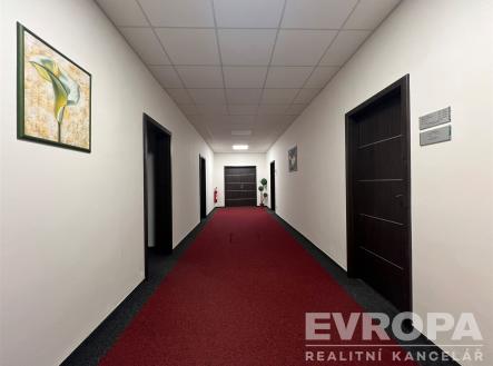 . | Pronájem - kanceláře, 26 m²