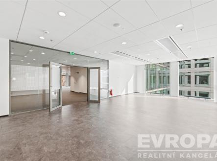 . | Pronájem - kanceláře, 670 m²