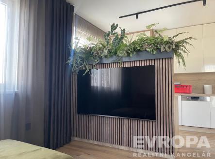 . | Pronájem bytu, 3+kk, 78 m²