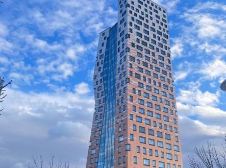 . | Pronájem - obchodní prostor, 68 m²