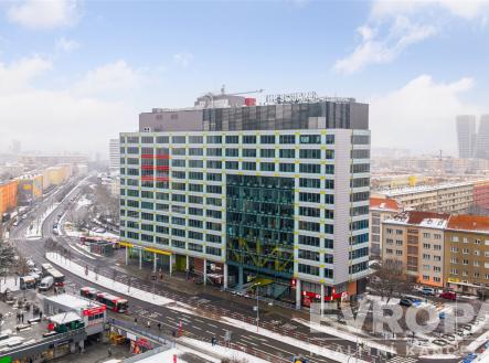 . | Pronájem - kanceláře, 733 m²