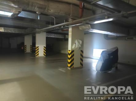 . | Pronájem - malý objekt/garáž