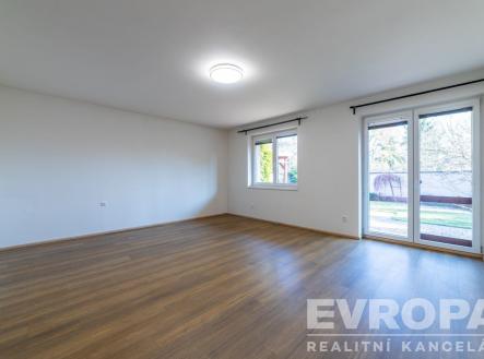 . | Pronájem bytu, 1+kk, 40 m²