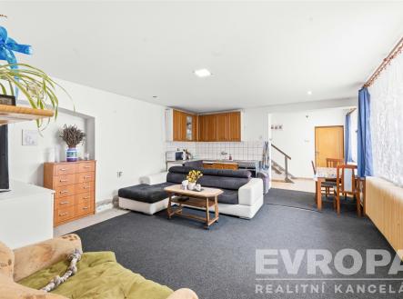 . | Prodej - dům/vila, 188 m²