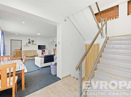 . | Prodej - dům/vila, 188 m²