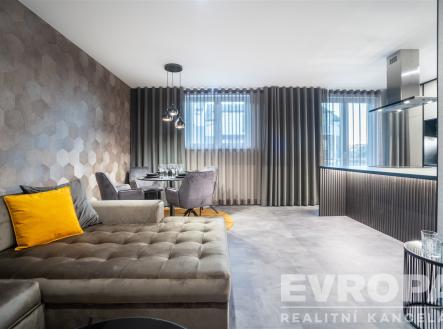 . | Prodej bytu, 3+kk, 80 m²