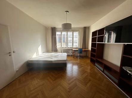 Pronájem bytu, 4+1, 125 m²