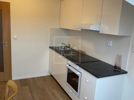 4E2659E9-8AD7-43D8-8B77-D4BA99FB4264 | Pronájem bytu, 2+kk, 36 m²