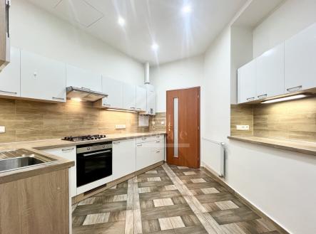 Pronájem bytu, 2+1, 62 m² obrázek