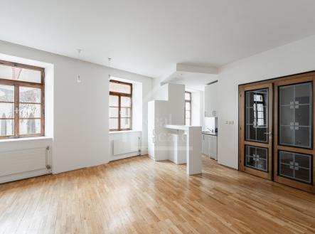 DMA00145-HDR | Pronájem bytu, 2+kk, 82 m²