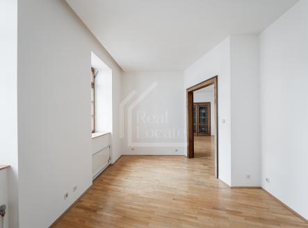 DMA00124-HDR | Pronájem bytu, 2+kk, 82 m²
