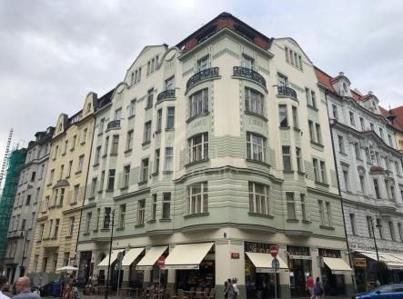 Pronájem bytu, 3+1, 130 m² obrázek