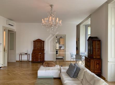 ed99b790-f7d4-4333-b423-5dbd6228be06 | Pronájem bytu, 3+1, 130 m²