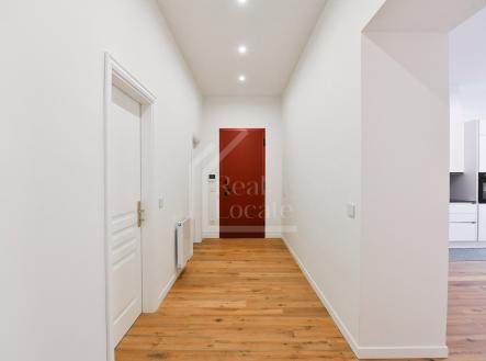 Pronájem bytu, 2+kk, 71 m²