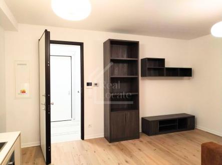 67783329-8205-43d0-b47d-ef964cc4f71b | Prodej bytu, 1+kk, 31 m²