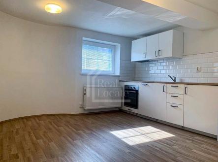 WhatsApp Image 2021-10-12 at 13.06.24 | Pronájem bytu, 1+1, 36 m²