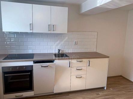 WhatsApp Image 2021-10-12 at 13.06.24 (2) | Pronájem bytu, 1+1, 36 m²