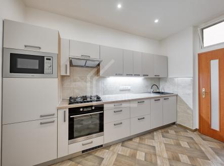 Pronájem bytu, 3+1, 87 m² obrázek