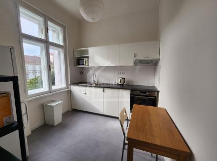 Pronájem bytu, 2+1, 56 m² obrázek