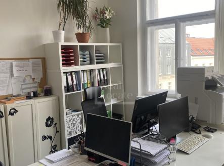 Pronájem - kanceláře, 53 m²