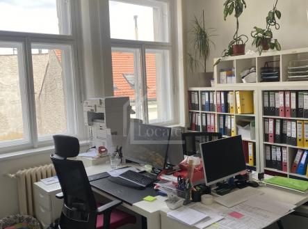 Pronájem - kanceláře, 53 m²
