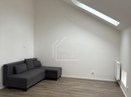 Pronájem bytu, 2+kk, 60 m²