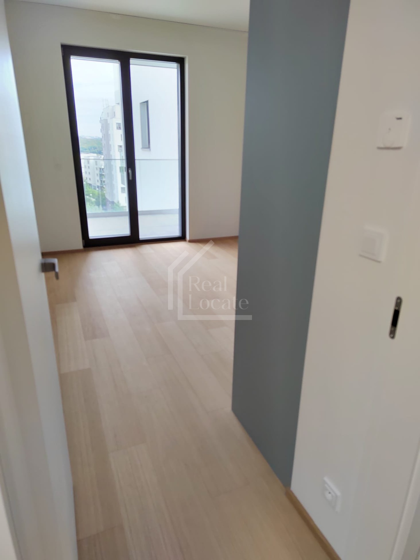 Prodej byt 3+kk, 90,99 m² - Praha - Hrdlořezy - V Třešňovce