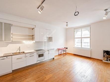 Pronájem bytu, 2+kk, 70 m²