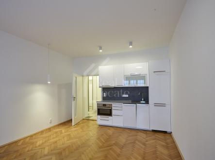 Pronájem bytu, 1+kk, 35 m²