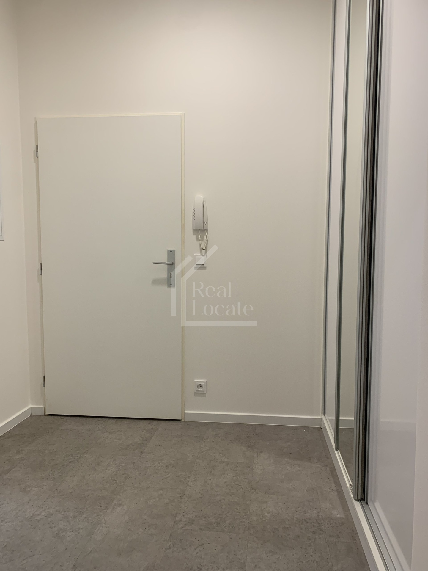 Pronájem byt, 1+kk 35 m², Schnirchova, Praha - Holešovice