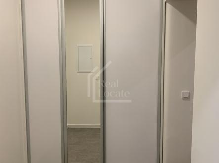 Pronájem bytu, 1+kk, 35 m²