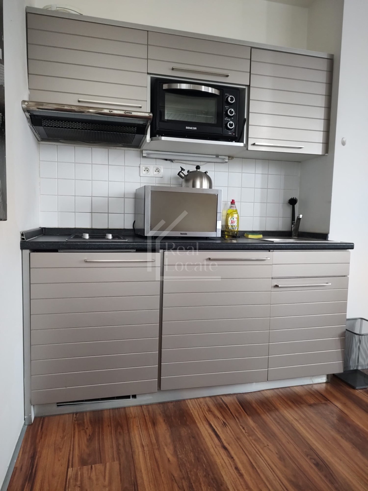 Prodej, byt, 1+kk, 36 m2, Praha 8