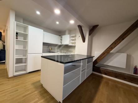 Pronájem bytu, 2+kk, 89 m²