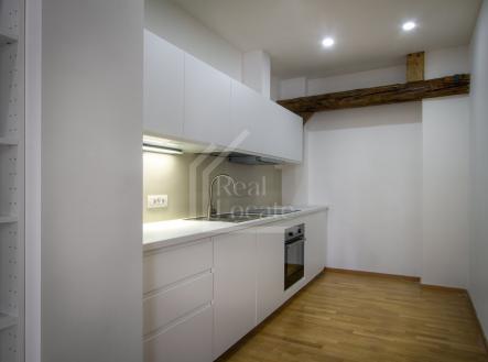 Pronájem bytu, 2+kk, 88 m²