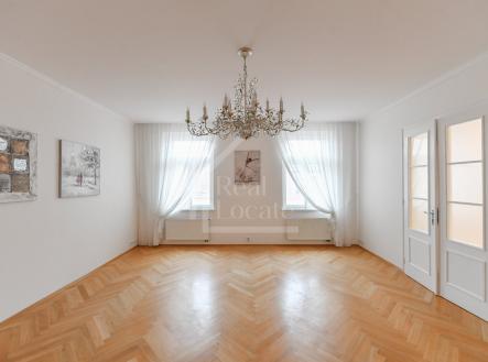 PEG_6660 | Pronájem bytu, 4+1, 135 m²