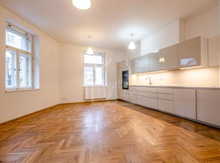 Pronájem bytu, 3+kk, 82 m²