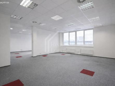 9a89 | Pronájem - kanceláře, 368 m²