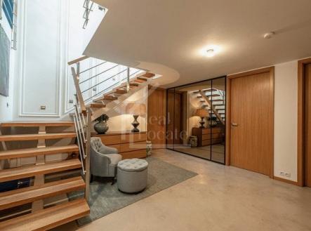 1RAO_2749 | Pronájem bytu, 4+kk, 196 m²