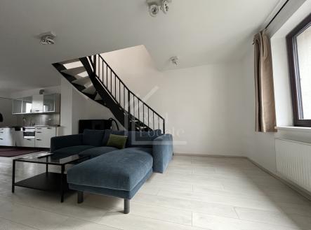 4 | Pronájem bytu, 2+kk, 72 m²